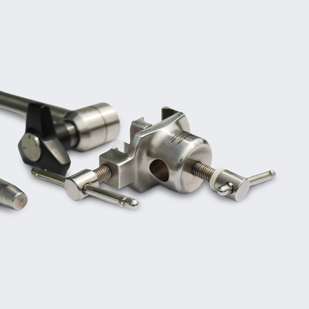 Hoyos Interlocking Retractor